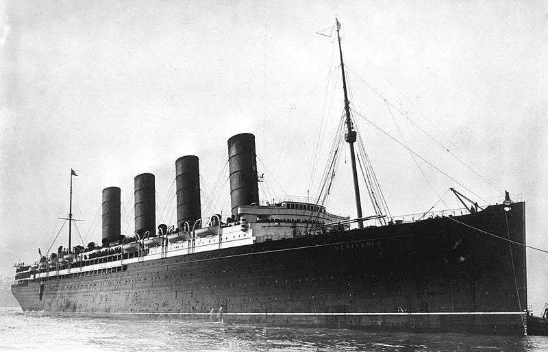 El hundimiento del Príncipe de Asturias: el Titanic que sí se puede bucear
